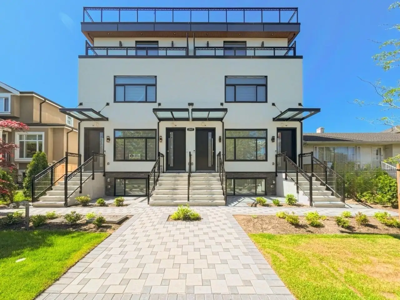 2 2557 W KING EDWARD AVENUE, Vancouver BC V6L 1T5