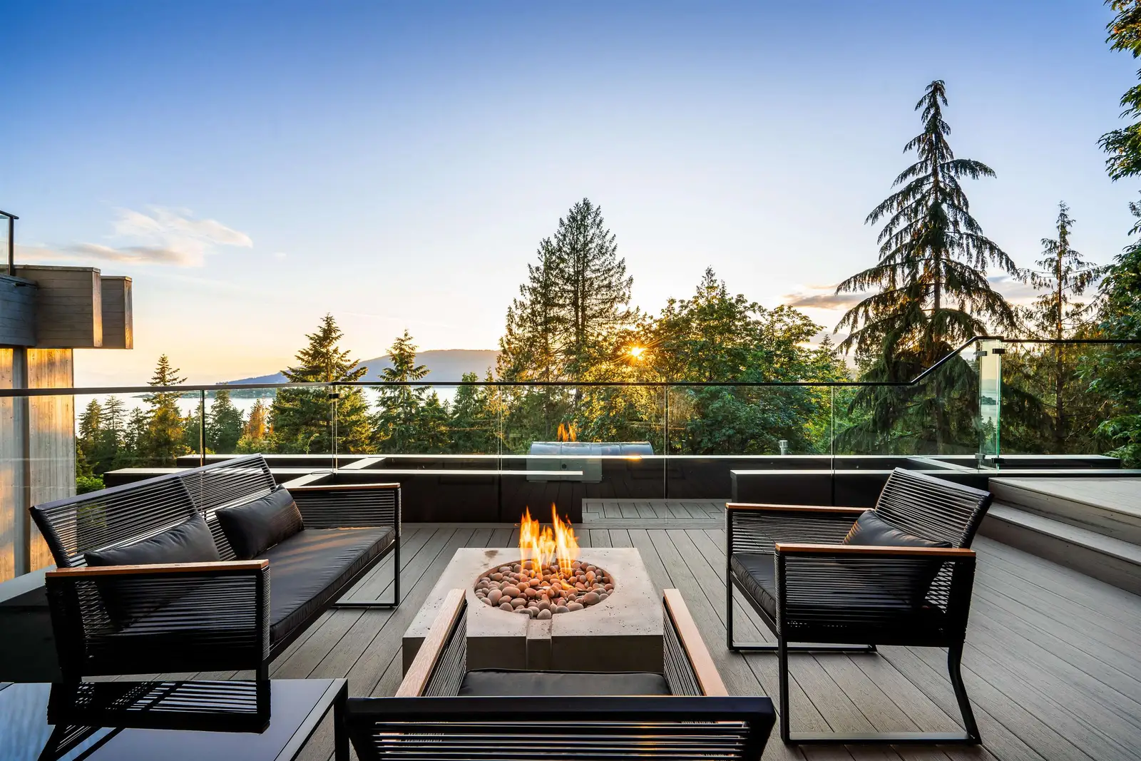 5325 MONTIVERDI PLACE, West Vancouver BC V7W 2W8