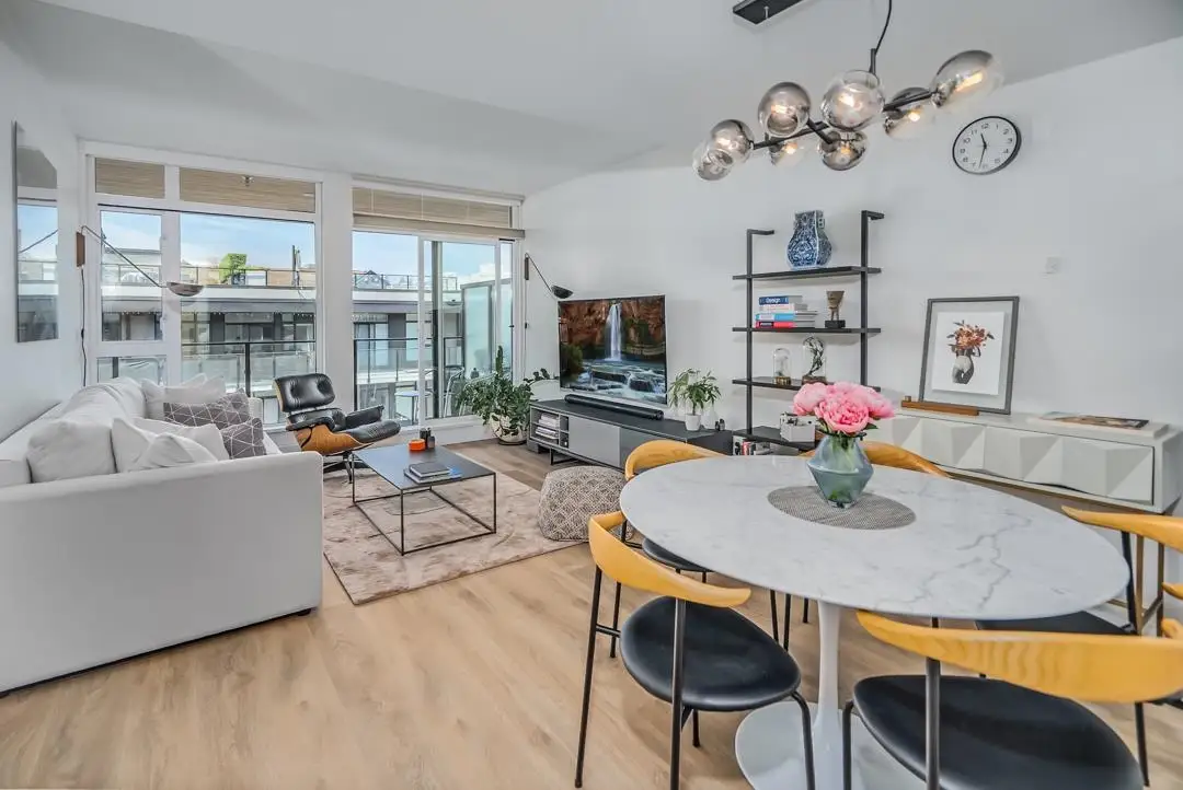 605 5085 MAIN STREET, Vancouver BC V5W 2R2