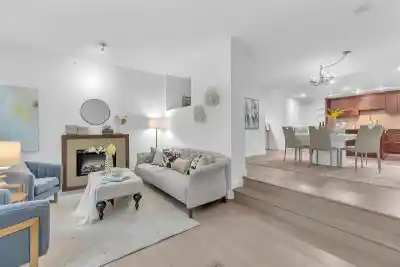 164 W 13TH STREET, North Vancouver BC V7M 1N6