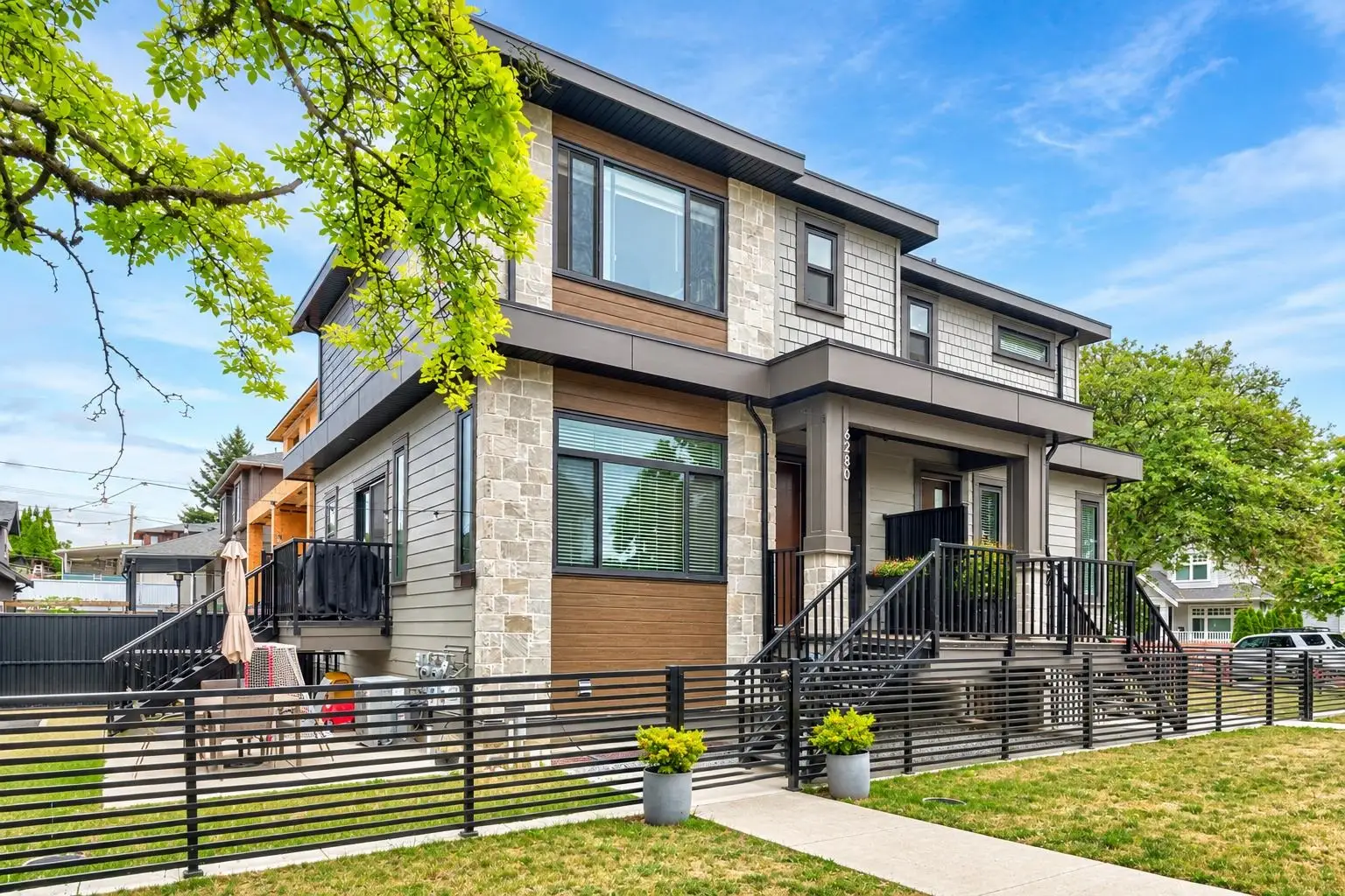 6280 WALES STREET, Vancouver BC V5S 2R1