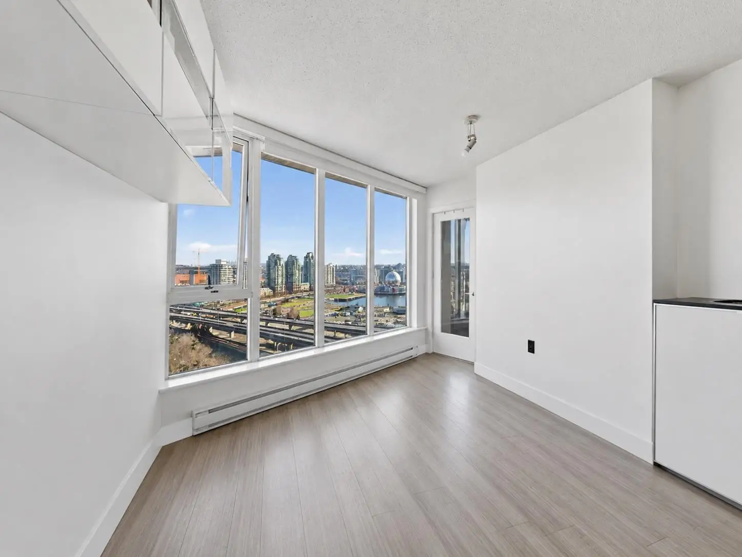2309 688 ABBOTT STREET, Vancouver BC V6B 0B9