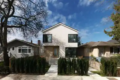 5319 ELGIN STREET, Vancouver BC V5W 3J9