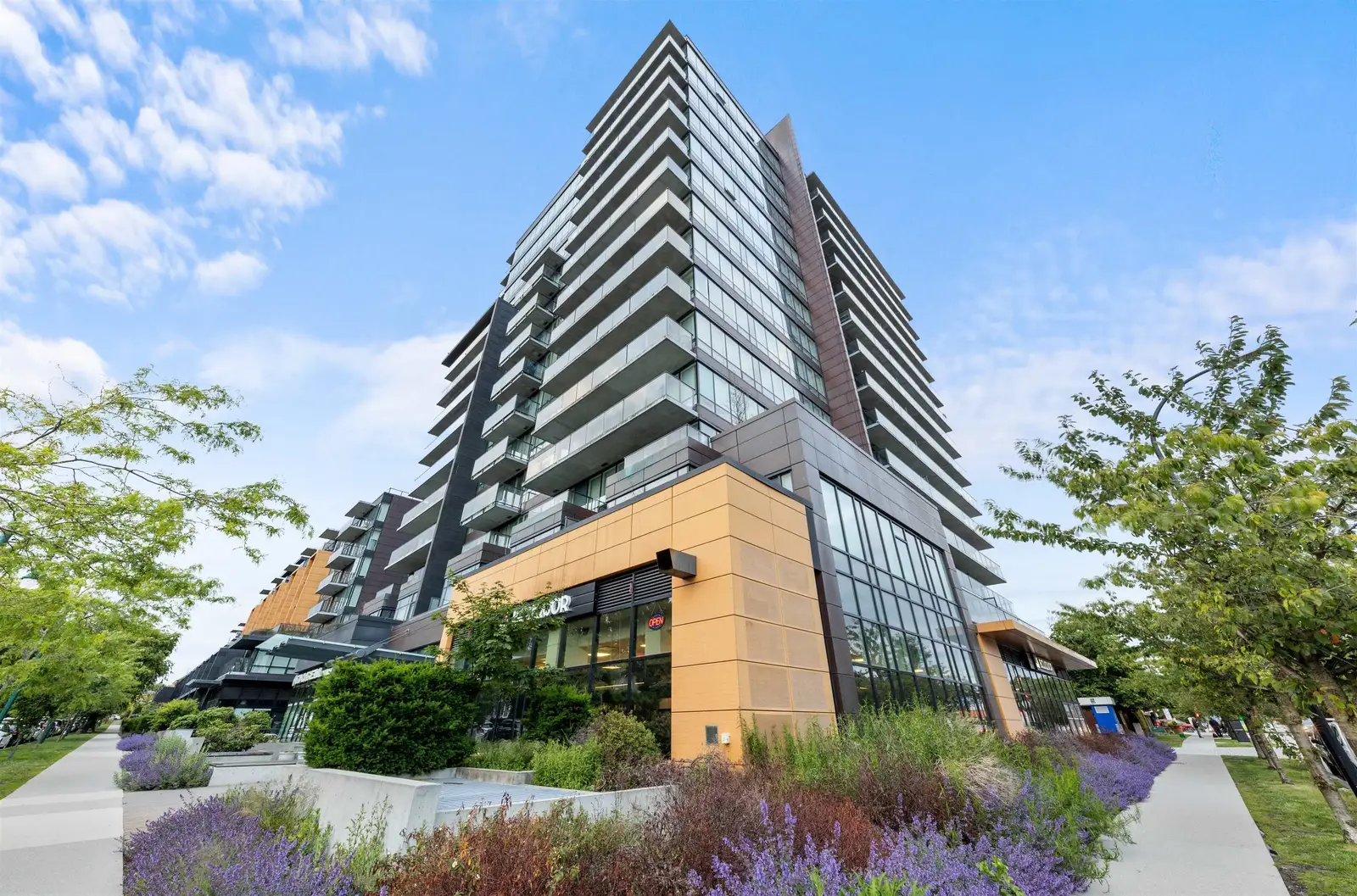 1703 8588 CORNISH STREET, Vancouver BC V6P 0C1