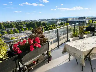 1207 3699 SEXSMITH ROAD, Richmond BC V6X 0W4