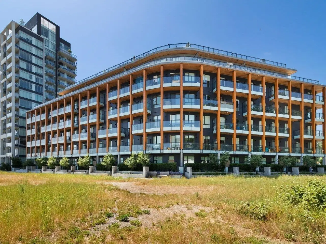 310 3588 SAWMILL CRESCENT, Vancouver BC V5S 0H5
