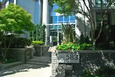 301 583 BEACH CRESCENT, Vancouver BC V6Z 3E6