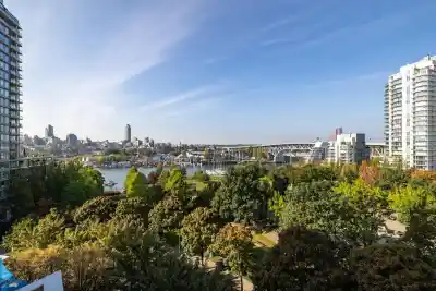 906 455 BEACH CRESCENT, Vancouver BC V6Z 3E5