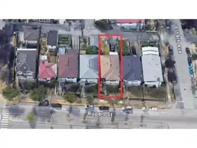 3041 RUPERT STREET, Vancouver BC V5M 3V1