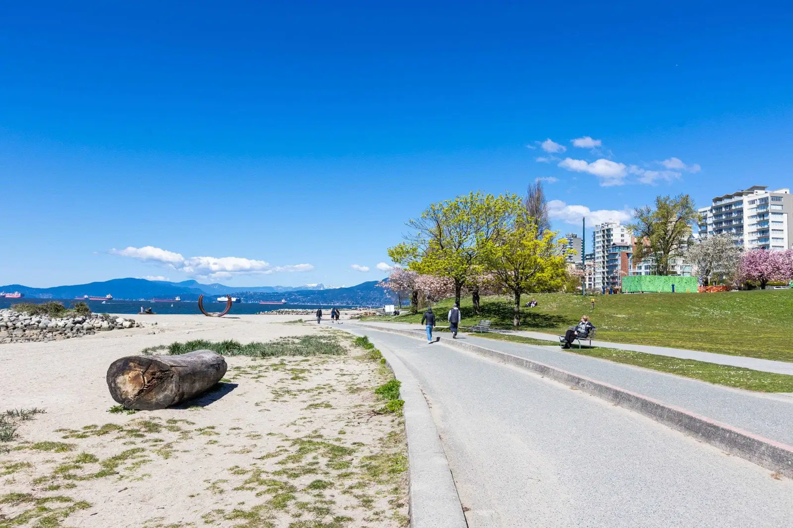 1403 1330 HARWOOD STREET, Vancouver BC V6E 1S8