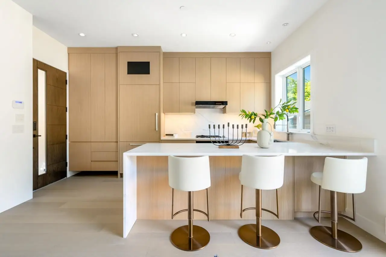 2 3771 W KING EDWARD AVENUE, Vancouver BC V6S 1M8