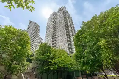 808 939 EXPO BOULEVARD, Vancouver BC V6Z 3G7
