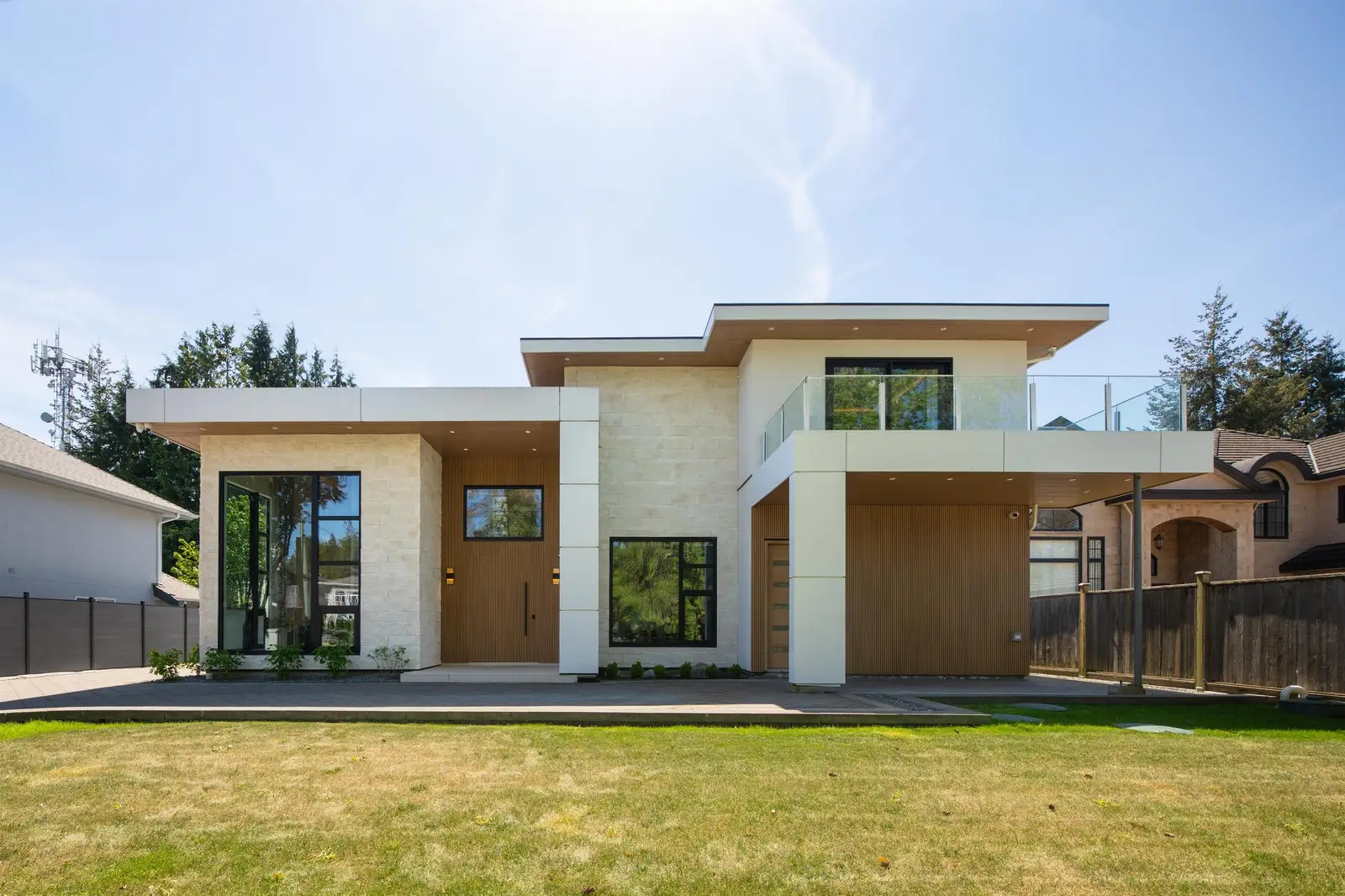 10100 GRANVILLE AVENUE, Richmond BC V6Y 1R4