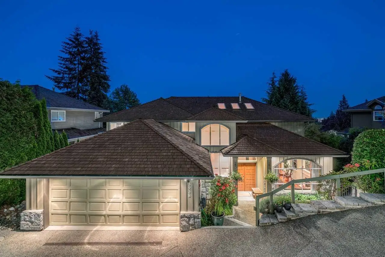 3938 BRAEMAR PLACE, North Vancouver BC V7N 4M8