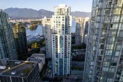2904 1238 MELVILLE STREET, Vancouver BC V6E 4N2