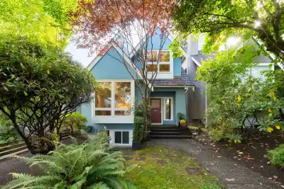 3328 W 30TH AVENUE, Vancouver BC V6S 1W4