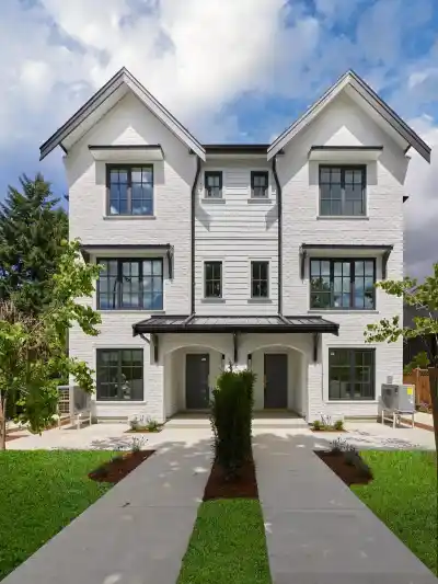 SL 4 2333 E 54TH AVENUE, Vancouver BC V5S 1X1