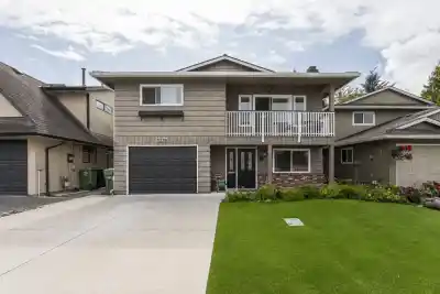 5228 HOLLYFIELD AVENUE, Richmond BC V7E 4T8