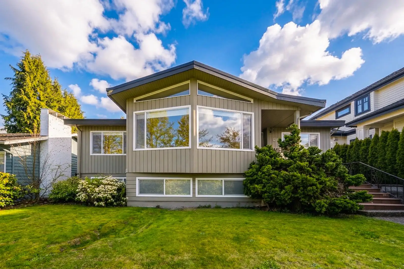 2244 W 32ND AVENUE, Vancouver BC V6L 2B2