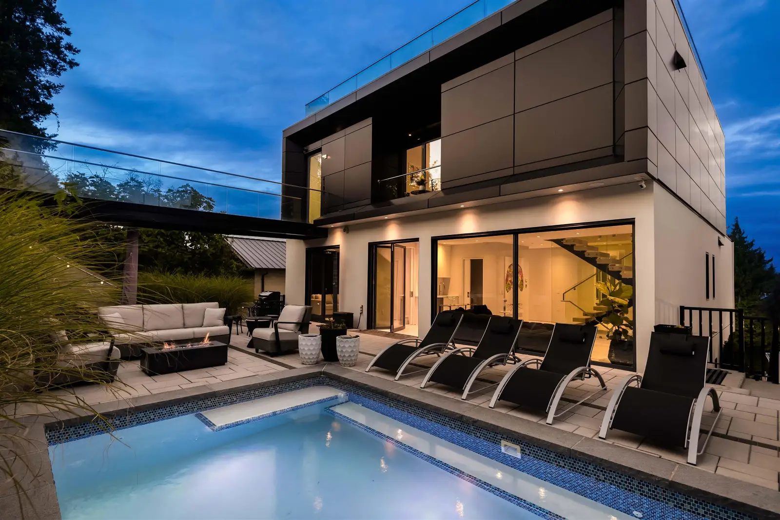 4188 PUGET DRIVE, Vancouver BC V6L 1V1