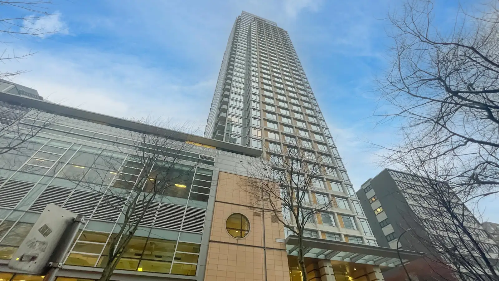 2301 1028 BARCLAY STREET, Vancouver BC V6E 0B1