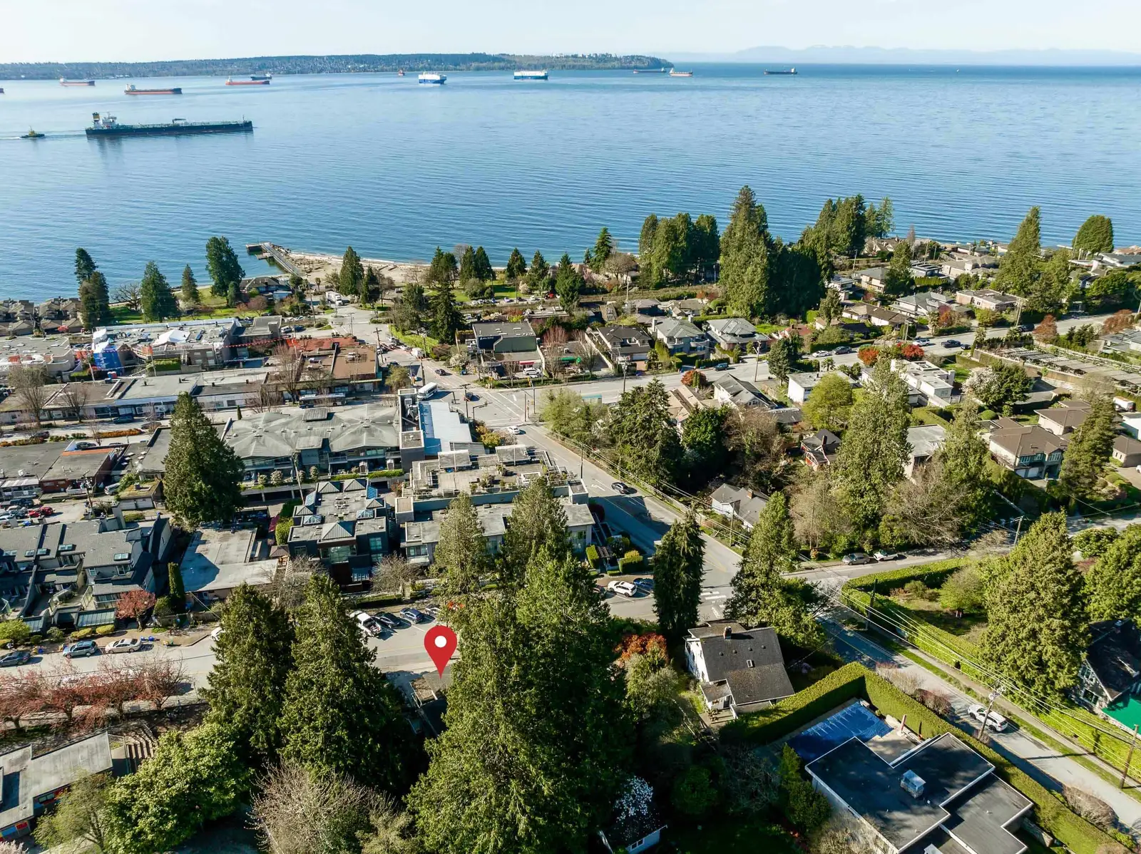 2493 HAYWOOD AVENUE, West Vancouver BC V7V 1Y2