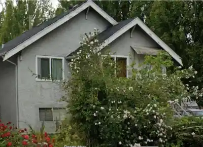 4105 KNIGHT STREET, Vancouver BC V5N 3M1