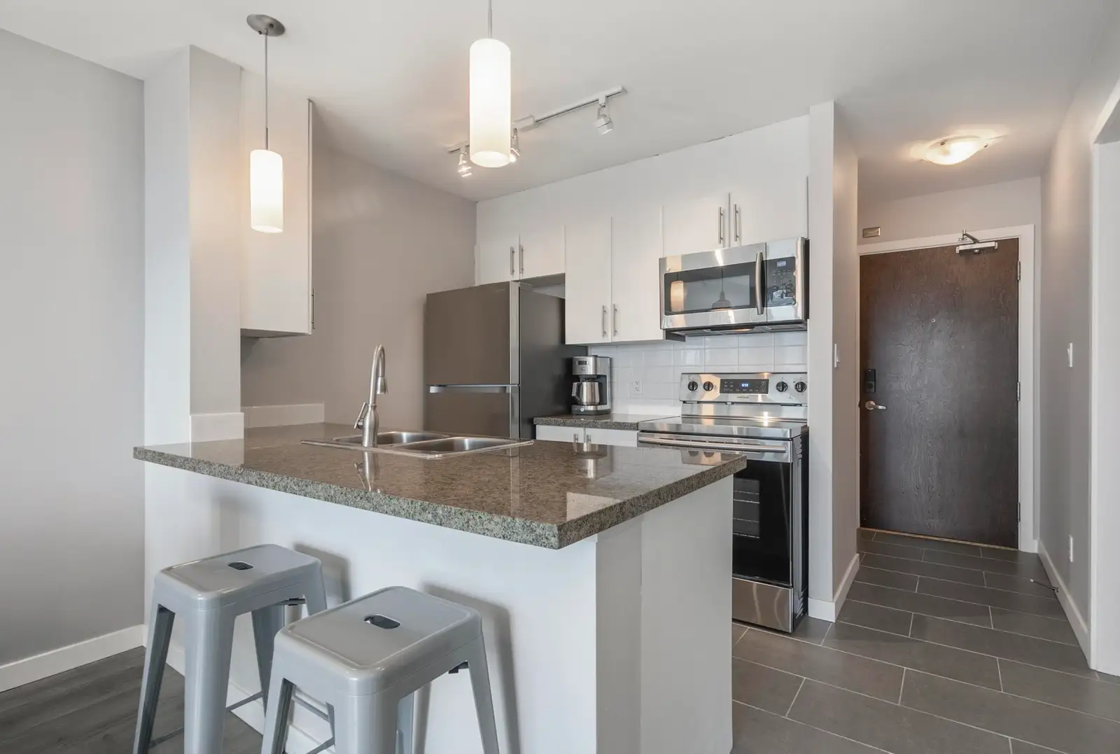 903 688 ABBOTT STREET, Vancouver BC V6B 0B9