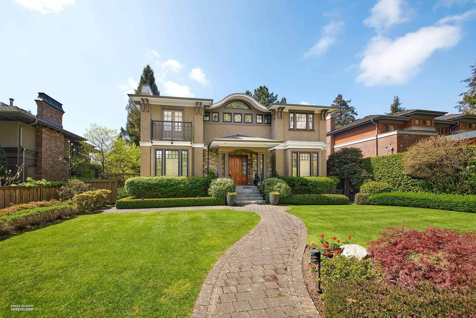 5961 CHURCHILL STREET, Vancouver BC V6M 3H4