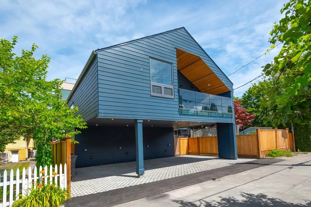 3122 W 11TH AVENUE, Vancouver BC V6K 2M7