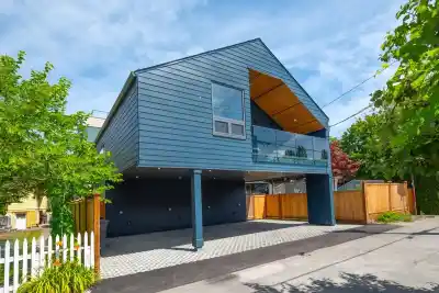 3122 W 11TH AVENUE, Vancouver BC V6K 2M7