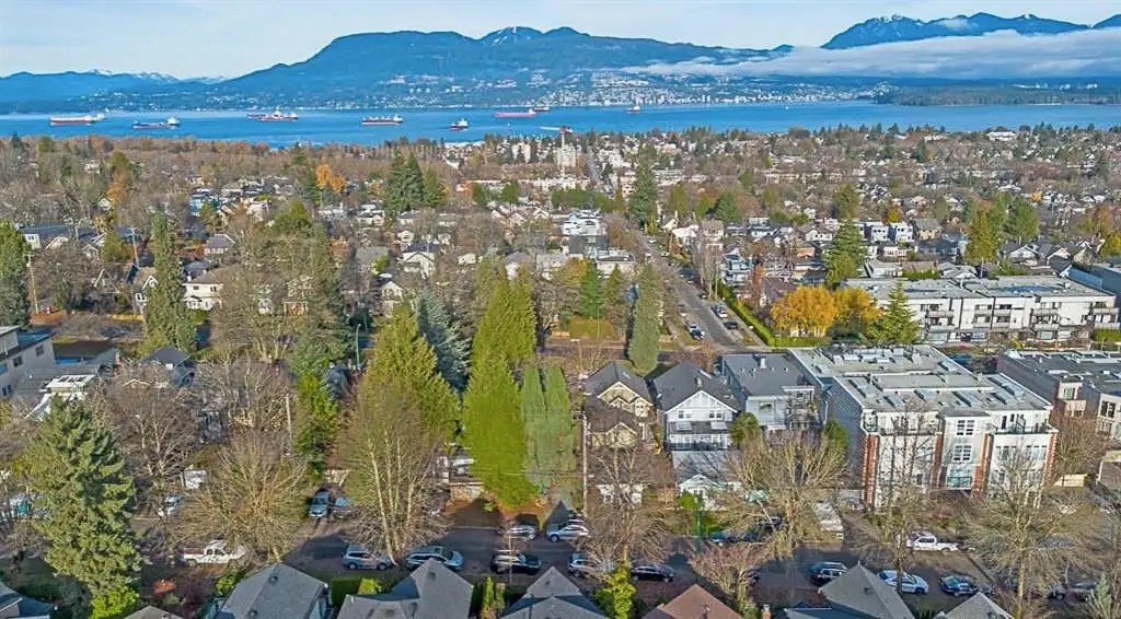 3694 W 16TH AVENUE, Vancouver BC V6R 3C4