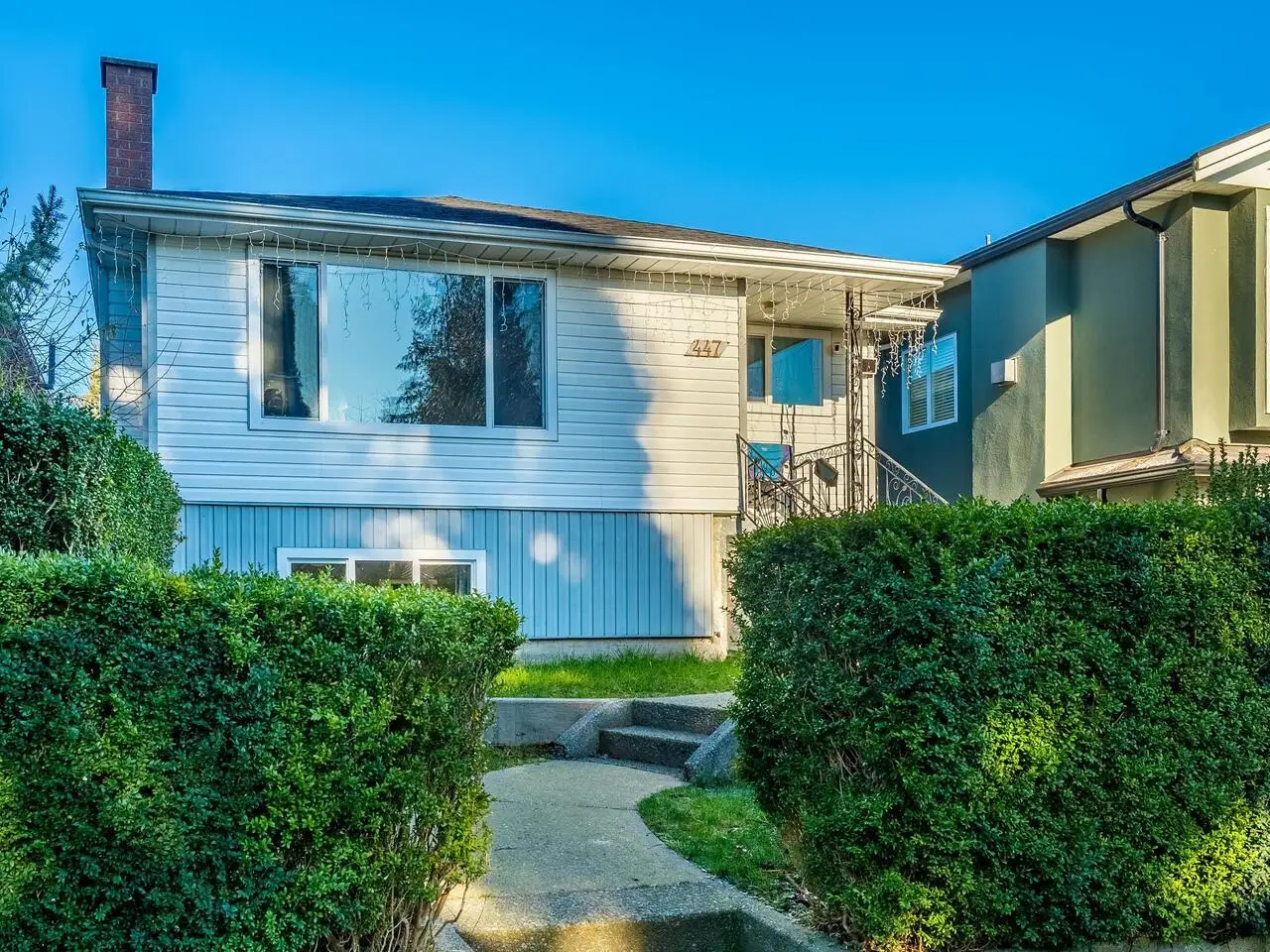 447 E 30TH AVENUE, Vancouver BC V5V 2V5