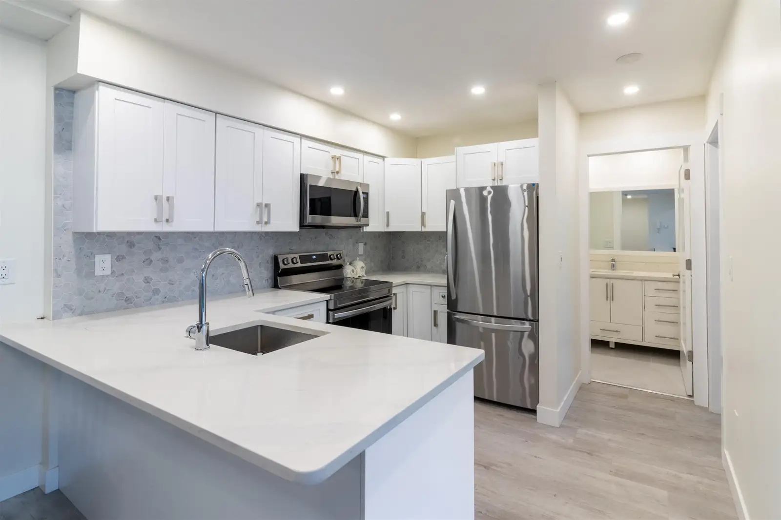 12 7115 134 STREET, Surrey BC V3W 4T1