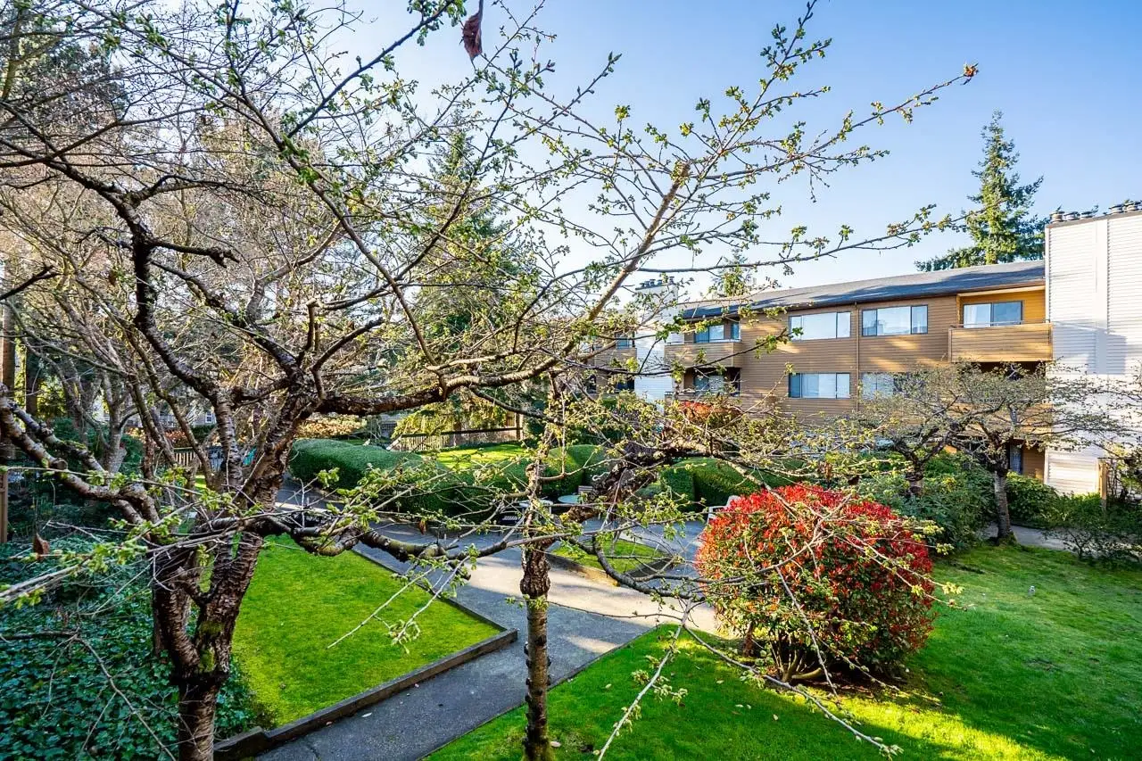 254 7293 MOFFATT ROAD, Richmond BC V6Y 3E4
