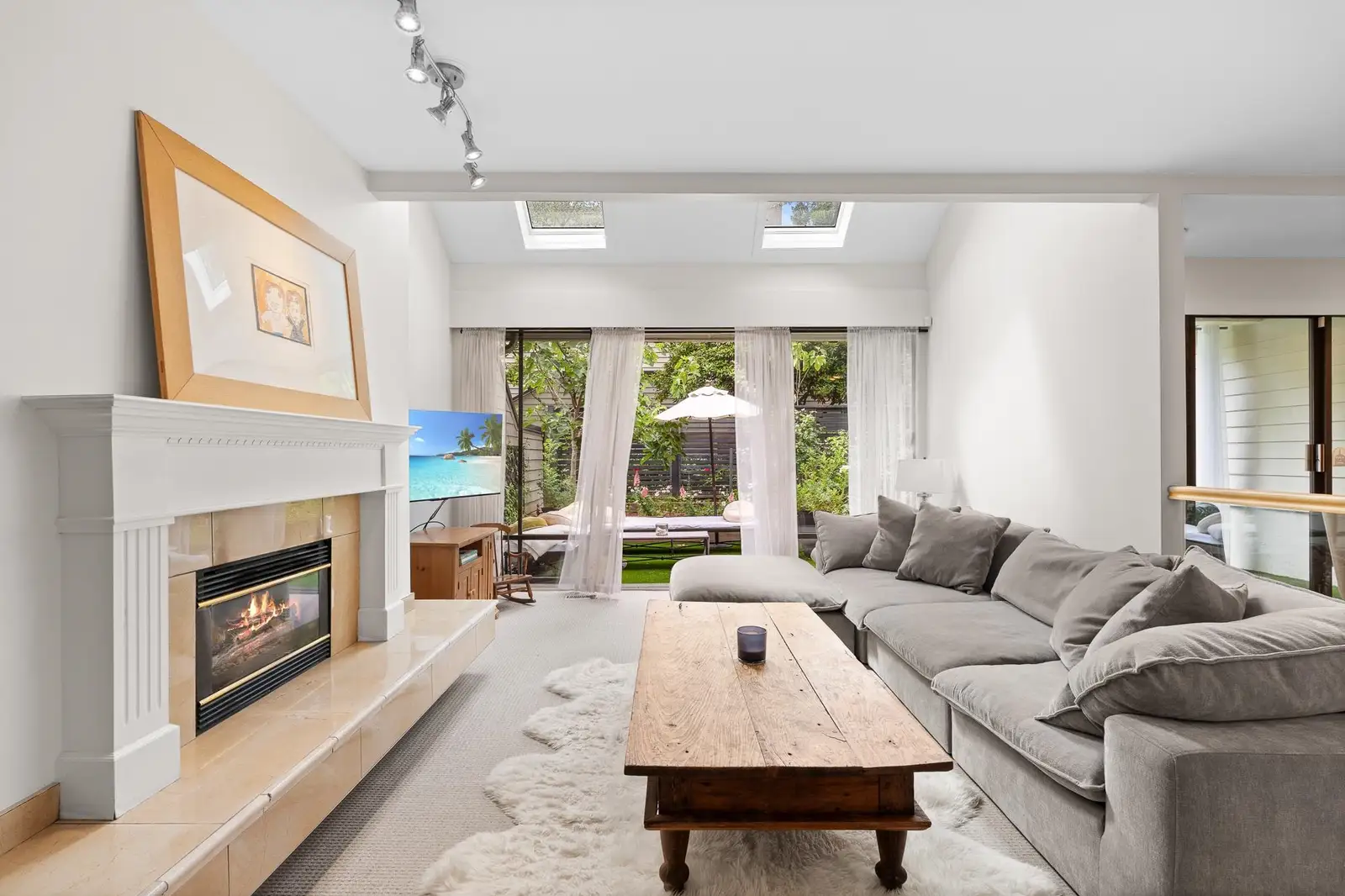 12 4957 MARINE DRIVE, West Vancouver BC V7W 2P5