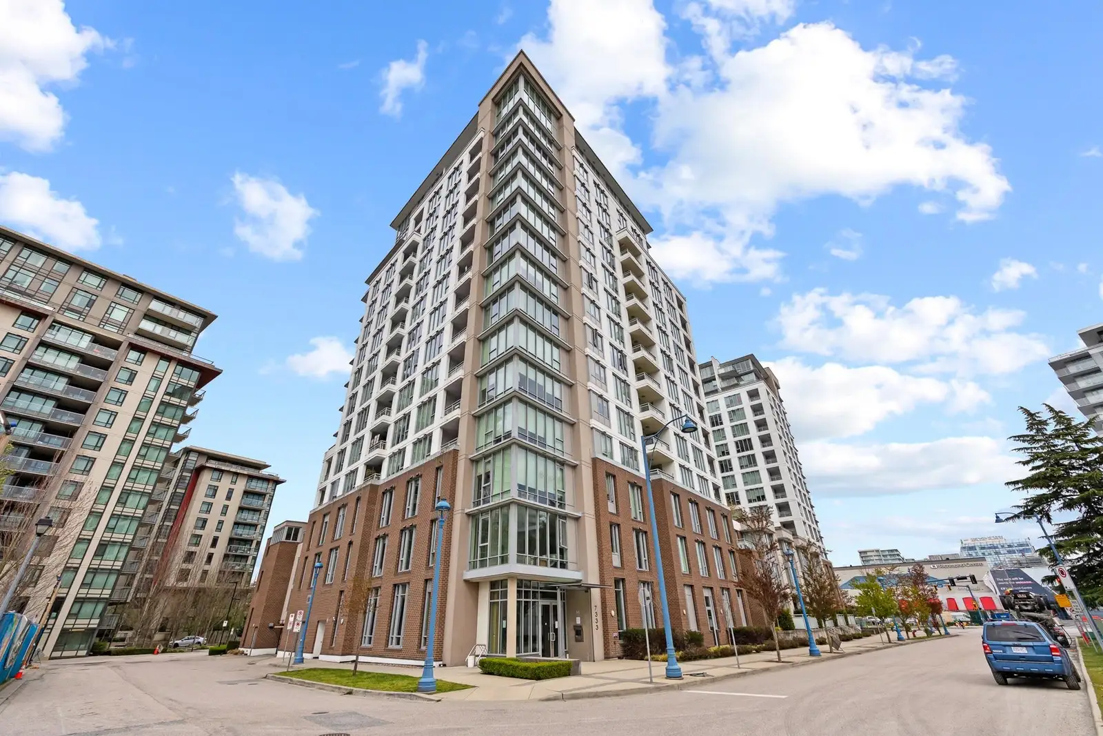 301 7333 MURDOCH AVENUE, Richmond BC V6Y 0J8