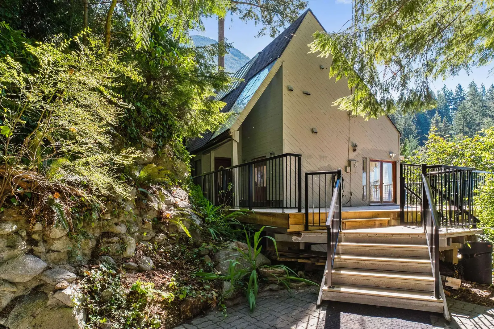 430 BAYVIEW ROAD, West Vancouver BC V0N 2E0