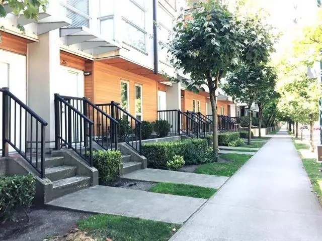 35 638 W 6TH AVENUE, Vancouver BC V5Z 1A3