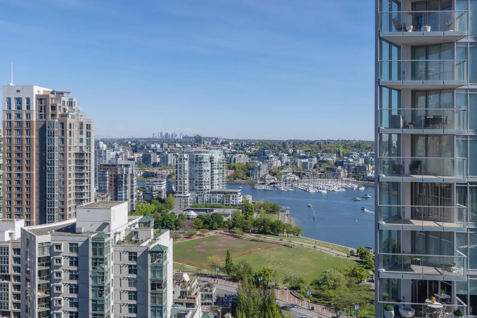 2410 501 PACIFIC STREET, Vancouver BC V6Z 2X6