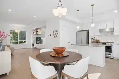61 10199 RIVER DRIVE, Richmond BC V6X 1Z2