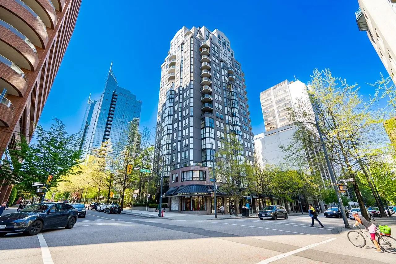907 811 HELMCKEN STREET, Vancouver BC V6Z 1B1
