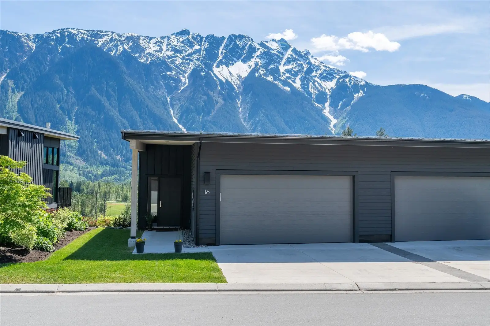 16 4000 SUNSTONE WAY, Pemberton BC V0N 2L3