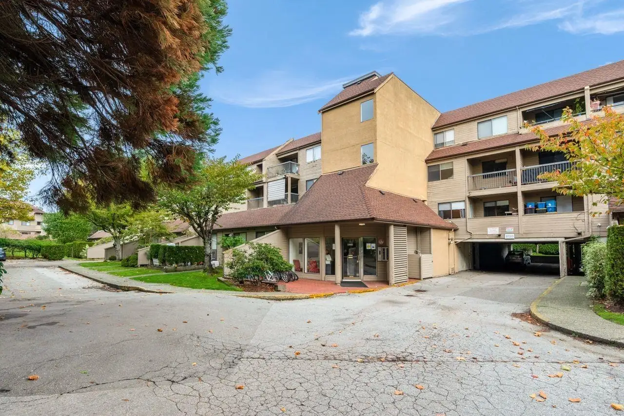 322 8120 COLONIAL DRIVE, Richmond BC V7C 4V2