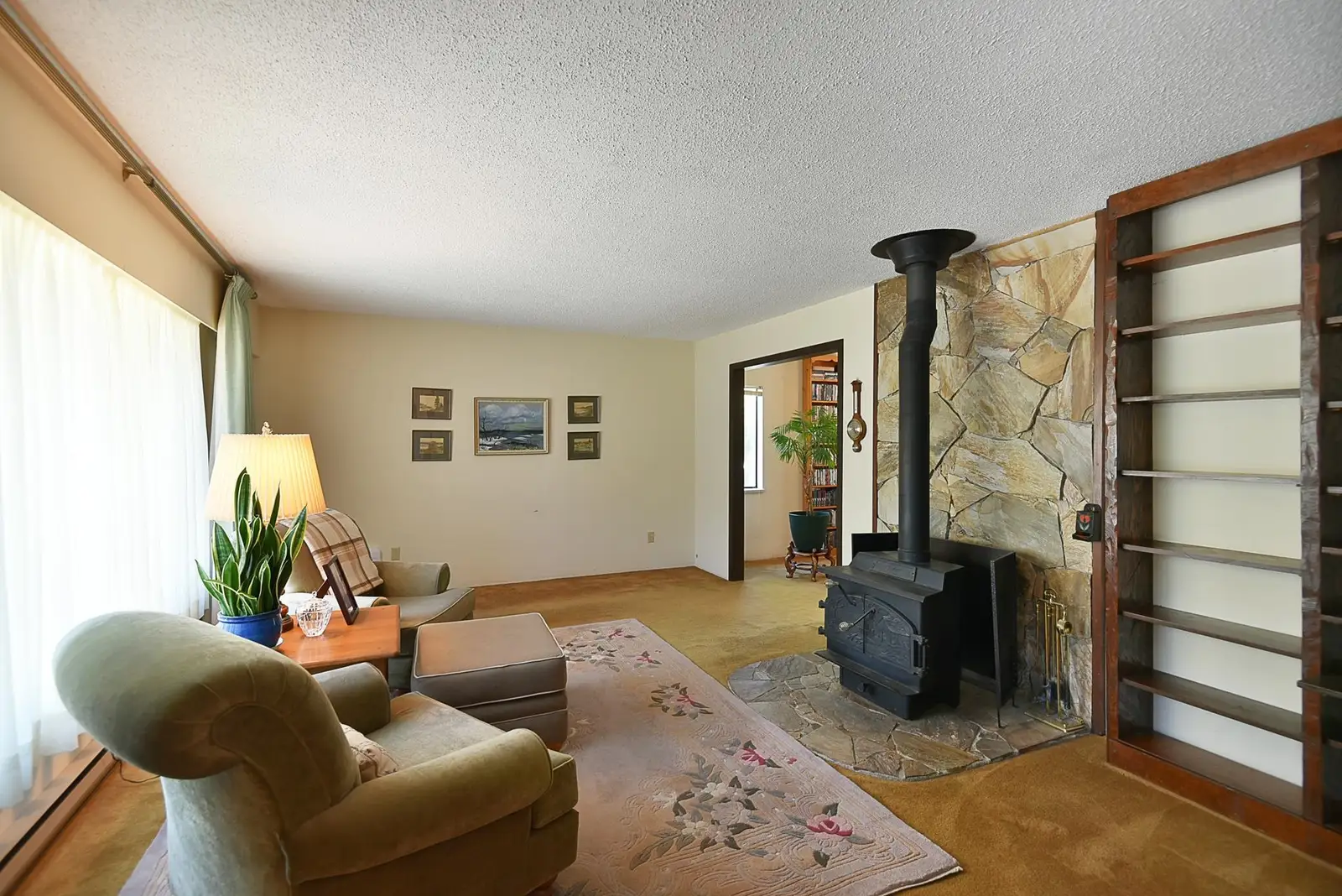 5749 SURF CIRCLE, Sechelt BC V0N 3A0