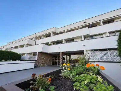 309 9151 NO.5 ROAD, Richmond BC V7A 4E1