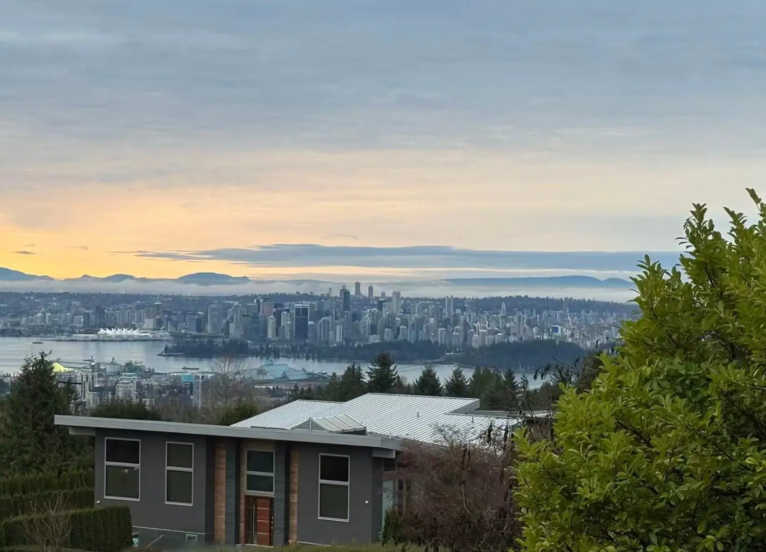 657 ANDOVER PLACE, West Vancouver BC V7S 1Y6