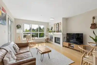 207 3732 MT SEYMOUR PARKWAY, North Vancouver BC V7G 1C3