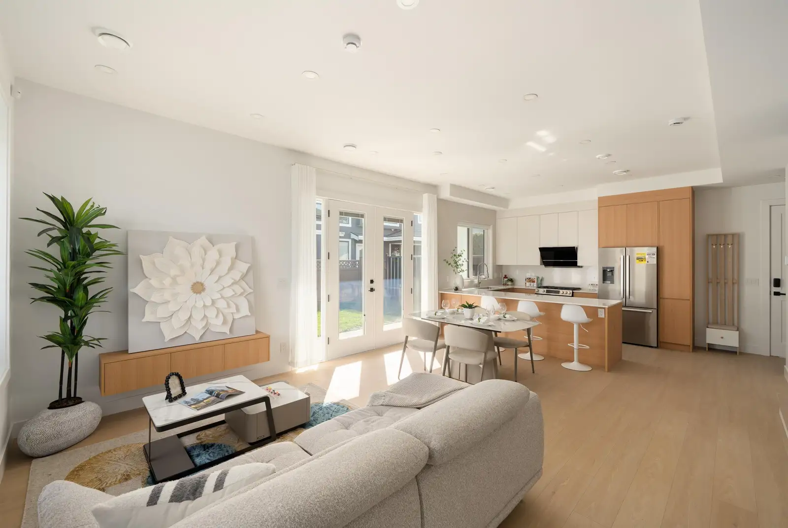 2 5300 CHETWYND AVENUE, Richmond BC V7C 4L2