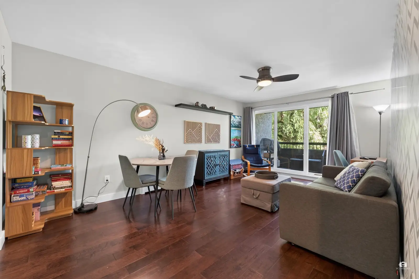 206 1420 E 8TH AVENUE, Vancouver BC V5N 1T4